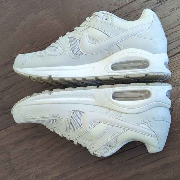 Nike Air Max Command - Picture 5 of 8